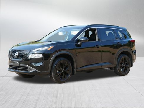 Certified 2023 Nissan Rogue SV w/ SV Premium B Package AWD/4WD image 3