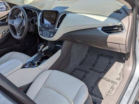 Used 2024 Chevrolet Malibu LT FWD image 21