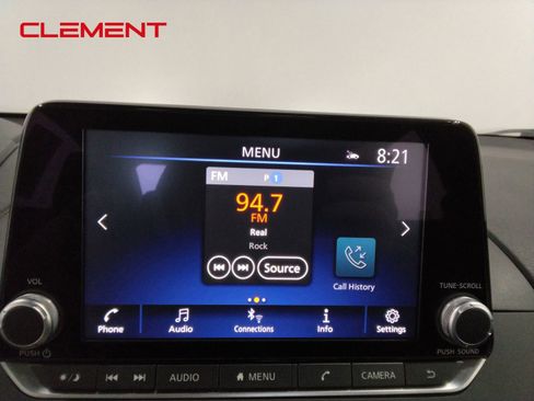 Used 2025 Nissan Altima 2.5 SV image 22