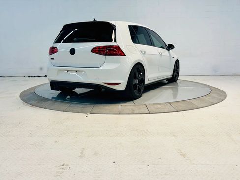Used 2015 Volkswagen GTI S FWD image 21