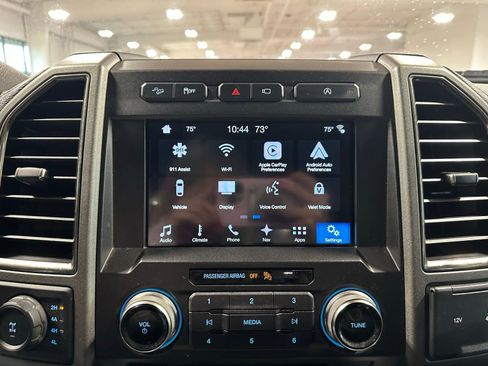 Used 2018 Ford F150 Raptor w/ Equipment Group 802A Luxury image 31