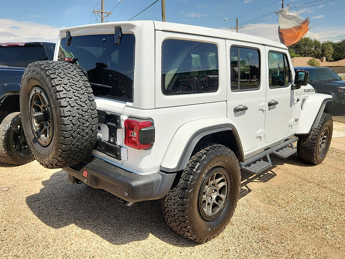 Used 2023 Jeep Wrangler Unlimited Rubicon 392 w/ Xtreme Recon 35" Tire Package AWD/4WD image 3