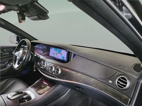 Used 2019 Mercedes-Benz S 450 Sedan image 22