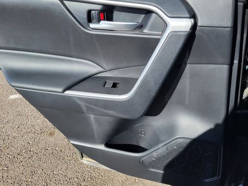 Certified 2025 Toyota RAV4 XLE image 19