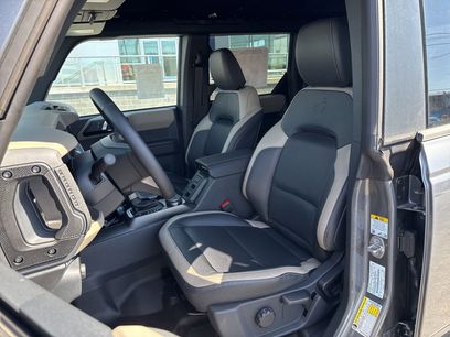 New 2025 Ford Bronco Big Bend w/ Black Diamond Package