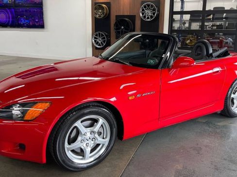 Used 2000 Honda S2000 image 1