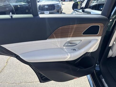 Used 2022 Mercedes-Benz GLE 350 4MATIC image 21
