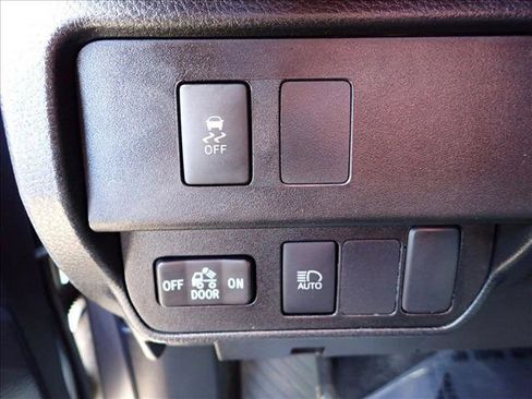 Used 2020 Toyota Tacoma SR5 image 13