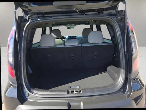 Used 2015 Kia Soul image 17
