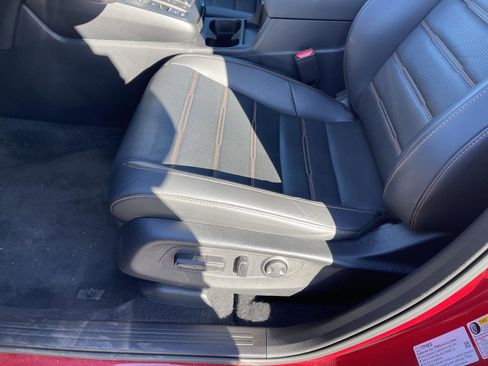 Used 2023 Honda CR-V Sport Touring image 3