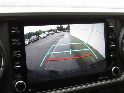 Certified 2023 Toyota Tacoma TRD Off-Road image 31