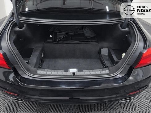 Used 2019 BMW 530e RWD image 17