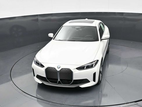 New 2026 BMW i4 eDrive40 w/ Premium Package RWD image 18