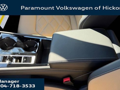 New 2026 Volkswagen Atlas Cross Sport SE image 13