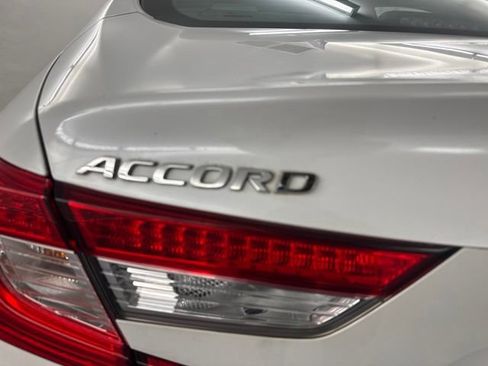 Used 2021 Honda Accord LX image 9