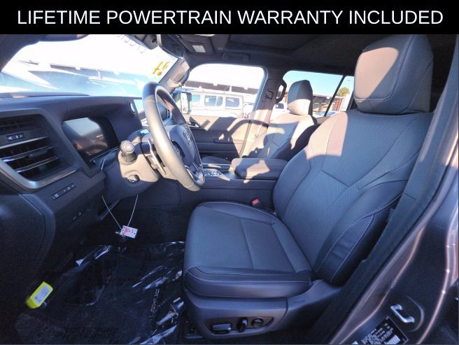 Used 2024 Lexus GX 550 w/ Accessory Package (31) AWD/4WD image 5