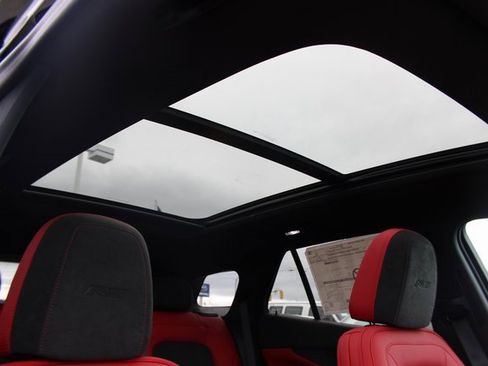 New 2025 Chevrolet Blazer EV RS image 40