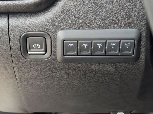 New 2025 Chevrolet Silverado 2500 W/T w/ WT Convenience Package image 25