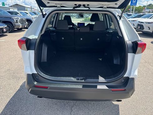 Used 2023 Toyota RAV4 XLE FWD image 7