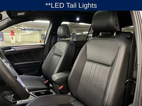 Used 2023 Volkswagen Tiguan SE R-Line image 20