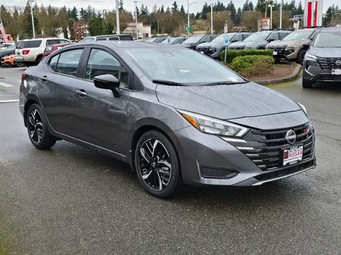 New 2025 Nissan Versa SR image 3