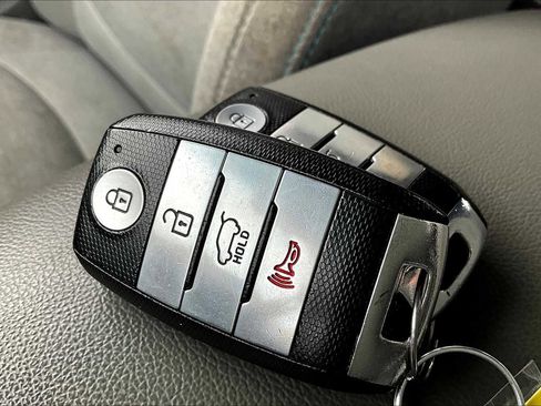 Used 2019 Kia Soul EV image 14