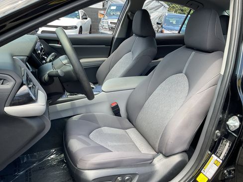 Used 2023 Toyota Camry LE FWD image 18