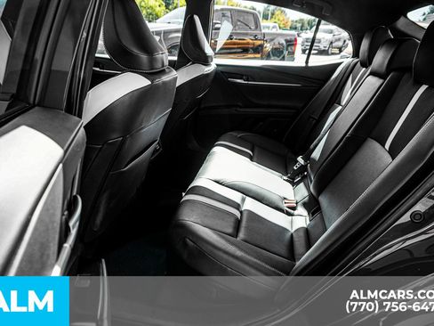 Used 2025 Toyota Camry SE image 22