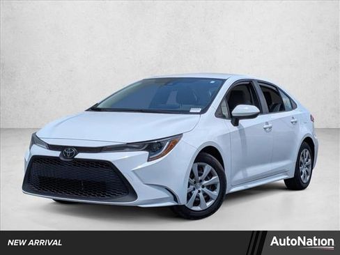 Used 2022 Toyota Corolla LE FWD image 1
