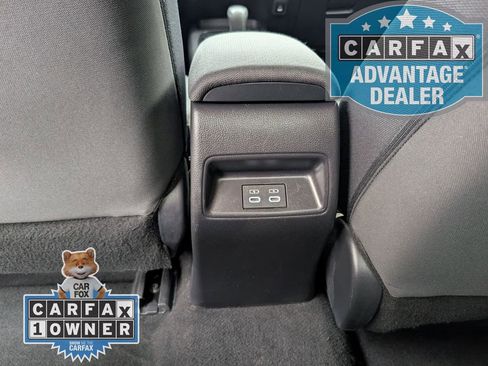 Used 2025 Toyota Corolla LE FWD image 18
