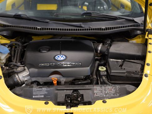 Used 2002 Volkswagen Beetle GLS FWD image 40