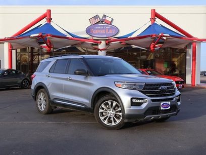 Certified 2022 Ford Explorer XLT w/ Equipment Group 202A