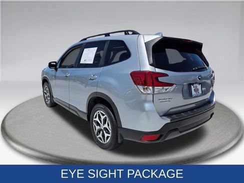 Certified 2022 Subaru Forester Premium AWD/4WD image 17