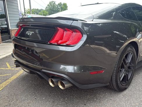 Used 2018 Ford Mustang GT w/ Equipment Group 301A RWD image 39