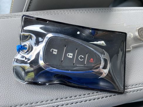 Used 2023 Chevrolet Bolt EUV Premier FWD image 37