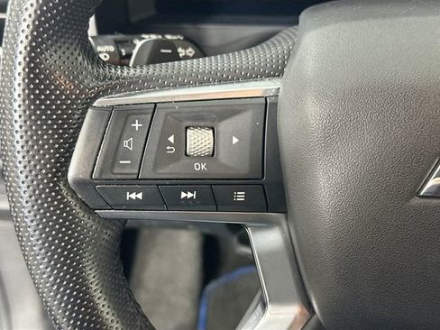 Used 2024 Mitsubishi Outlander SE image 21