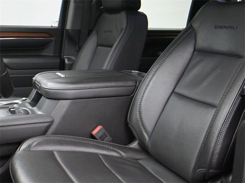 Used 2024 GMC Sierra 2500 Denali w/ Denali Reserve Package image 10
