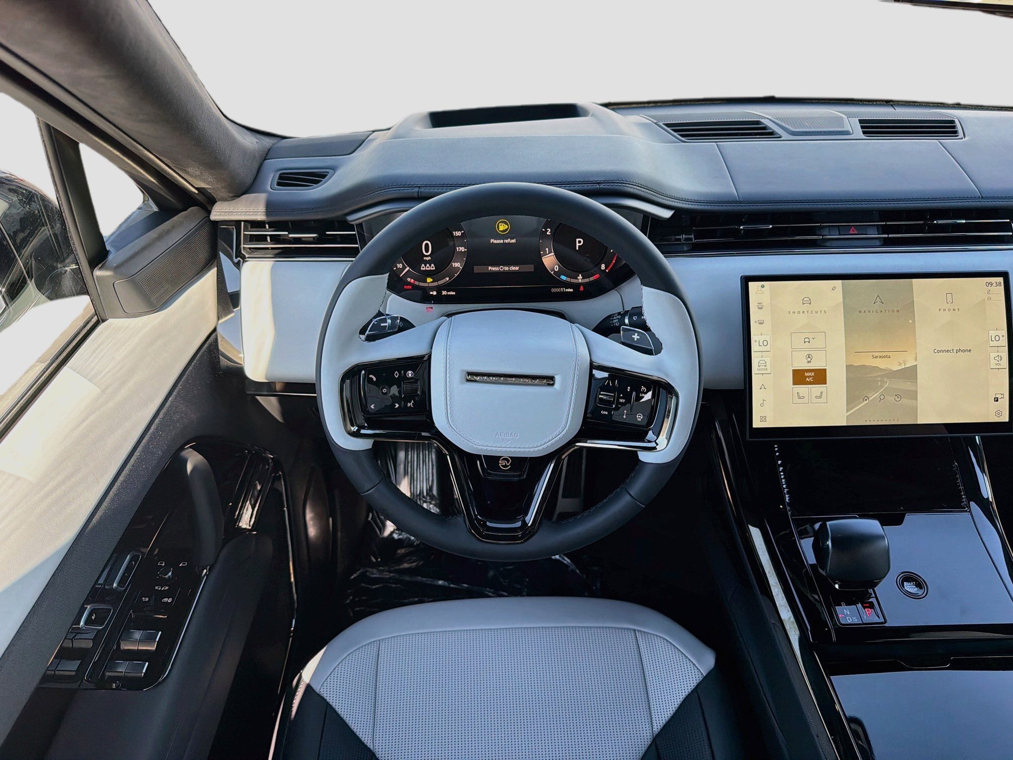 New 2027 Land Rover Range Rover Sport SV AWD/4WD image 18