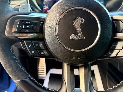 Used 2021 Ford Mustang Shelby GT500 w/ Technology Package image 24