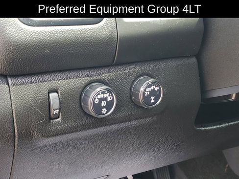 Used 2018 Chevrolet Colorado LT w/ LT Convenience Package AWD/4WD image 9