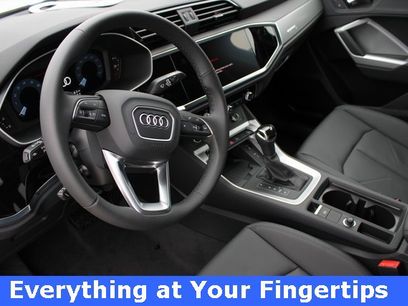 New 2025 Audi Q3 2.0T Premium
