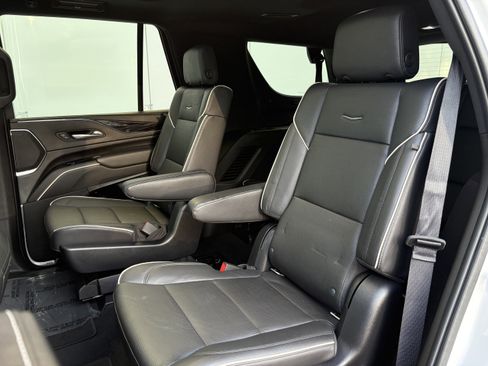 Used 2021 Cadillac Escalade Sport image 13