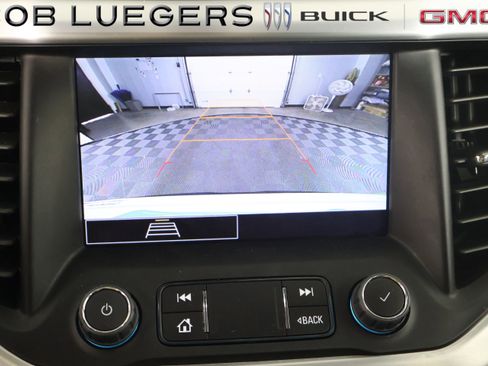 Certified 2023 GMC Acadia SLE w/ Driver Convenience Package image 29