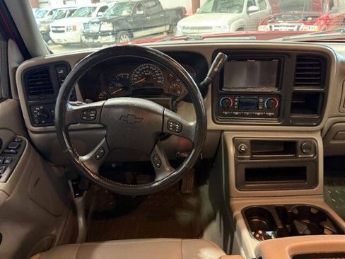 Used 2005 Chevrolet Silverado 2500 LT w/ Heavy-Duty Power Package AWD/4WD image 20