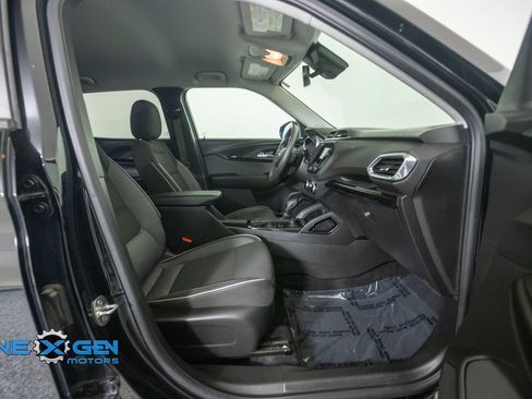 Used 2021 Chevrolet TrailBlazer LT w/ Convenience Package FWD image 41