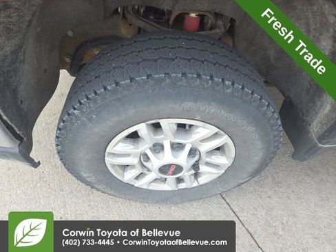 Used 2023 GMC Sierra 2500 SLE w/ SLE Convenience Package image 11