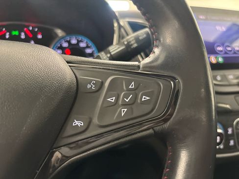 Used 2022 Chevrolet Equinox RS w/ RS Leather Package image 24