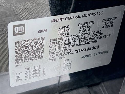 Used 2024 GMC Yukon XL Denali w/ Advanced Technology Package image 11