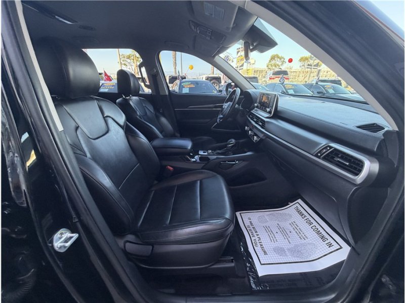 Used 2020 Kia Telluride LX FWD image 29