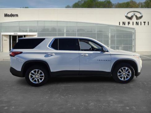 Used 2020 Chevrolet Traverse LS w/ LPO, Blackout Package image 3